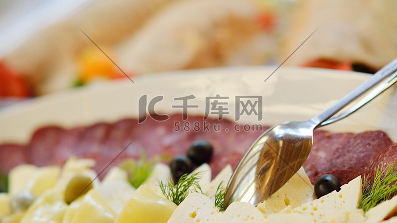 米面制品批发市场营业时间的秘密：如何把握采购时机**